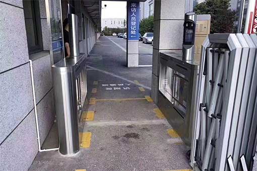 小區訪客系統采用人臉識別門禁系統的好處介紹