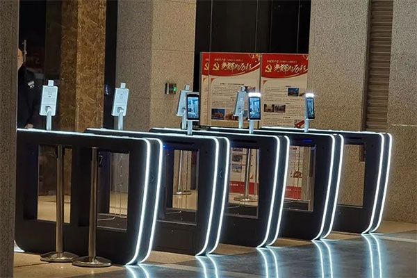 提高訪客登記效率用智能訪客系統